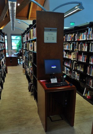 Lafeyette Library OPAC station